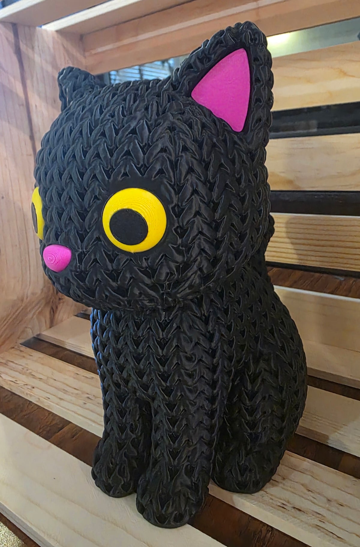 Giant Spooky cat