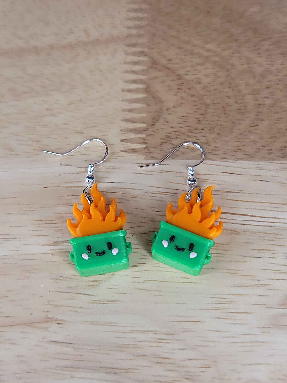 Dumpster fire earrings (green)