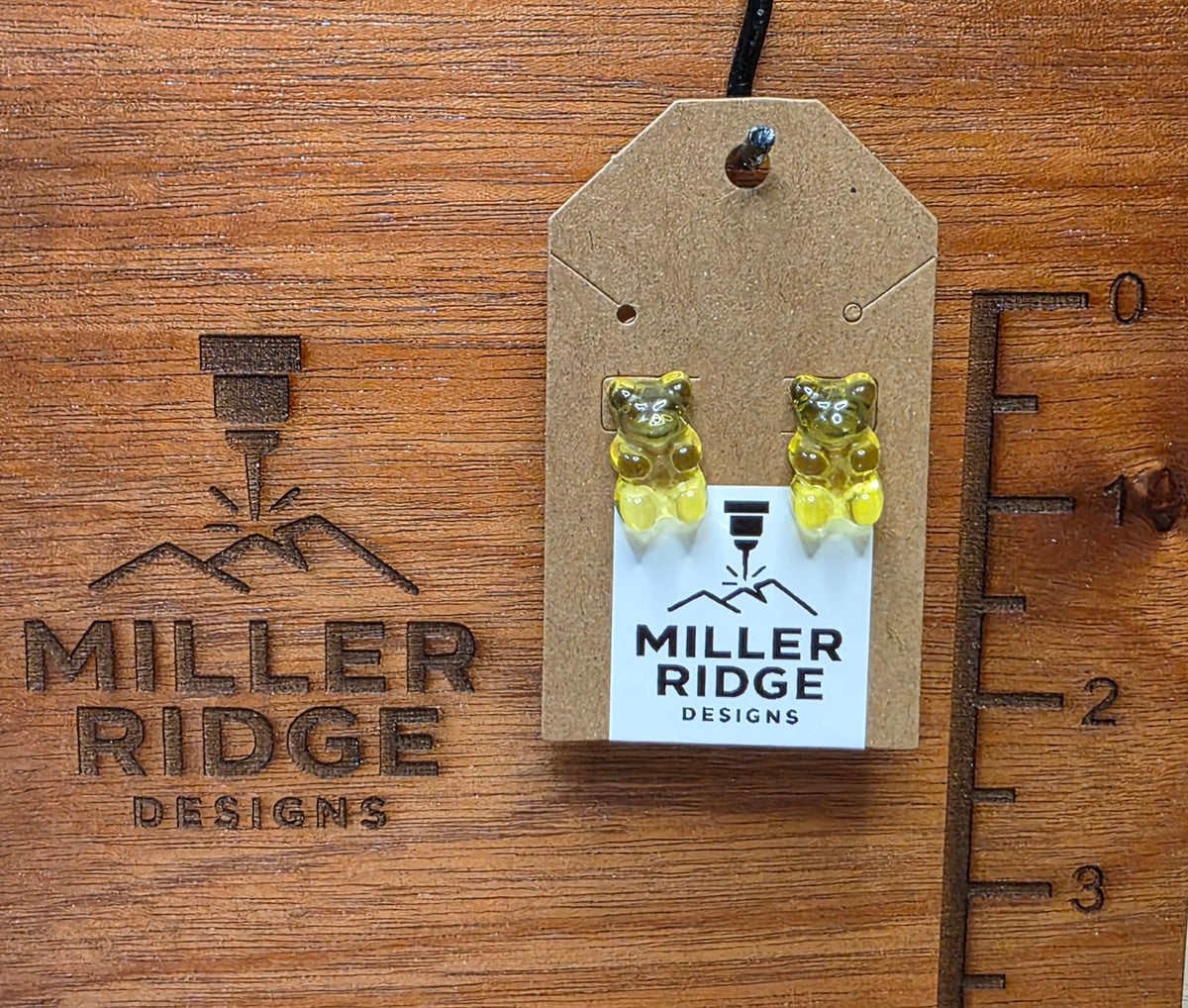 Gummy bear studs (8 color options)