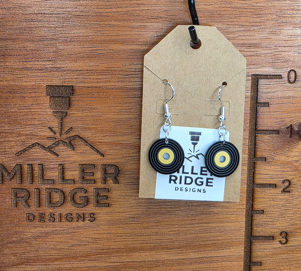 Vinyl record (8 different colors)