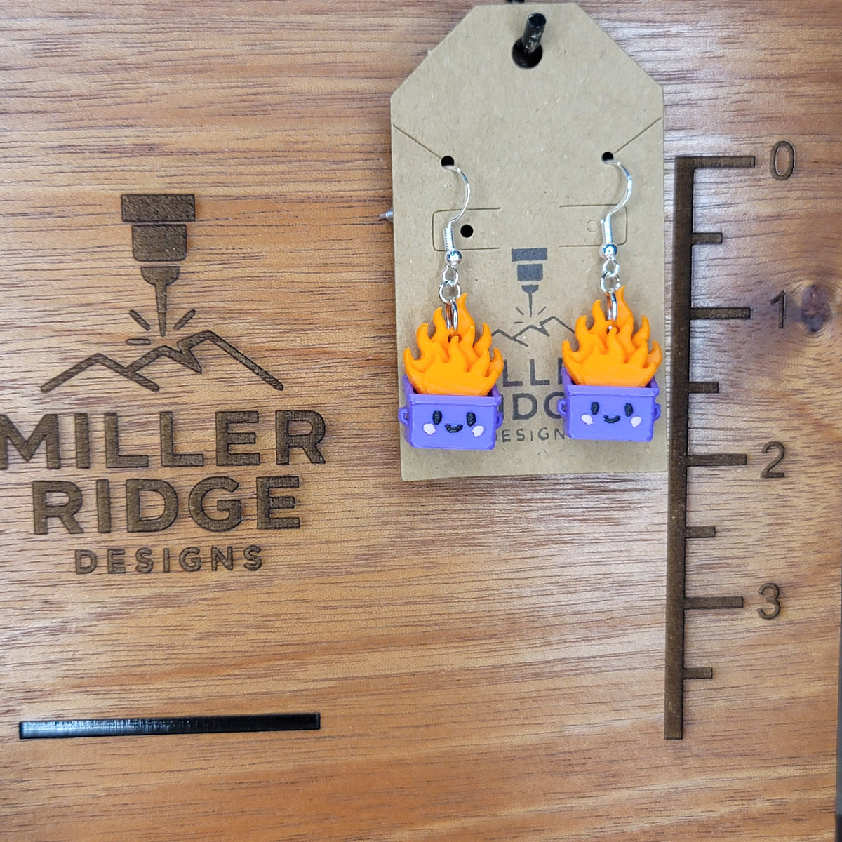 Dumpster fire earrings (purple)