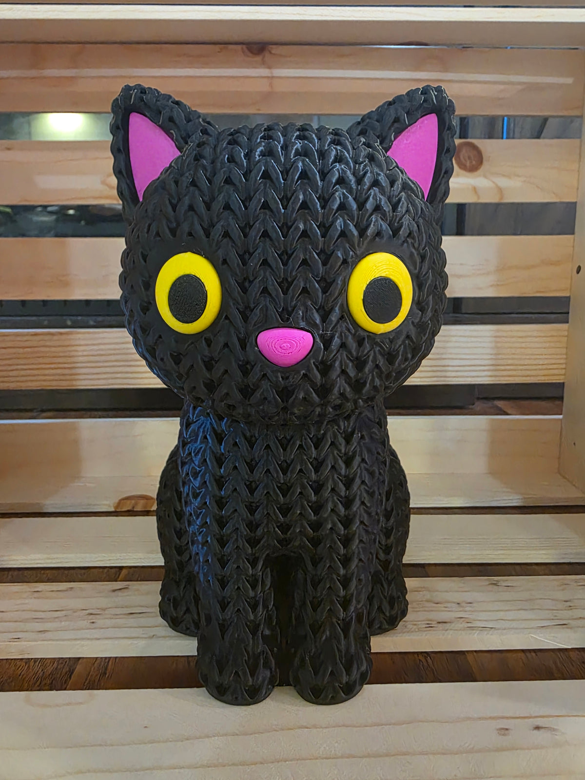 Giant Spooky cat