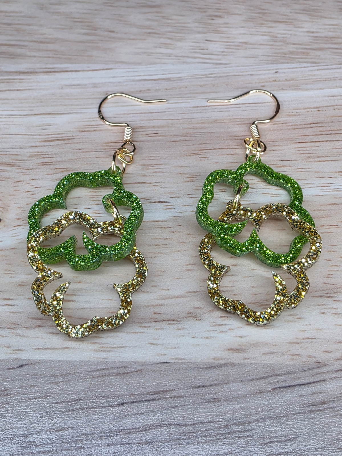 Linked Light Green & Gold Shamrocks (2 variations)